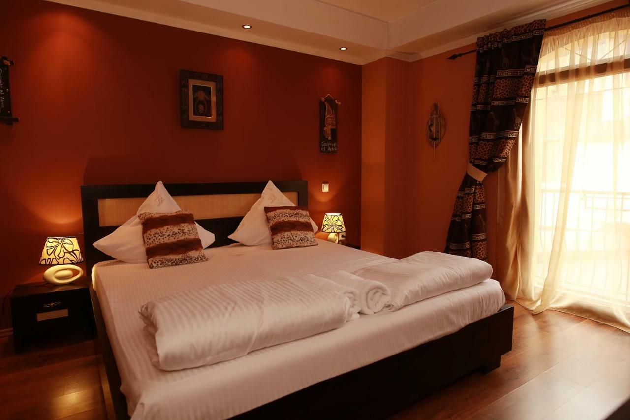 Hotel-Pensiunea Zefir Τιμισοάρα Εξωτερικό φωτογραφία