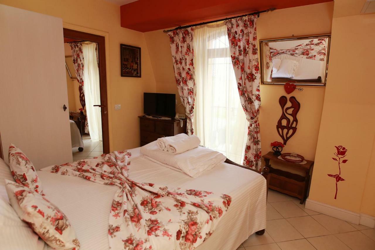 Hotel-Pensiunea Zefir Τιμισοάρα Εξωτερικό φωτογραφία